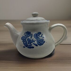 Pfaltzgraff Yorktowne Teapot 6 1/2" #7-550 ‼️Read Desc‼️